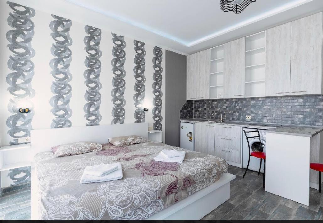 Apartments Kristo Batumi Zewnętrze zdjęcie